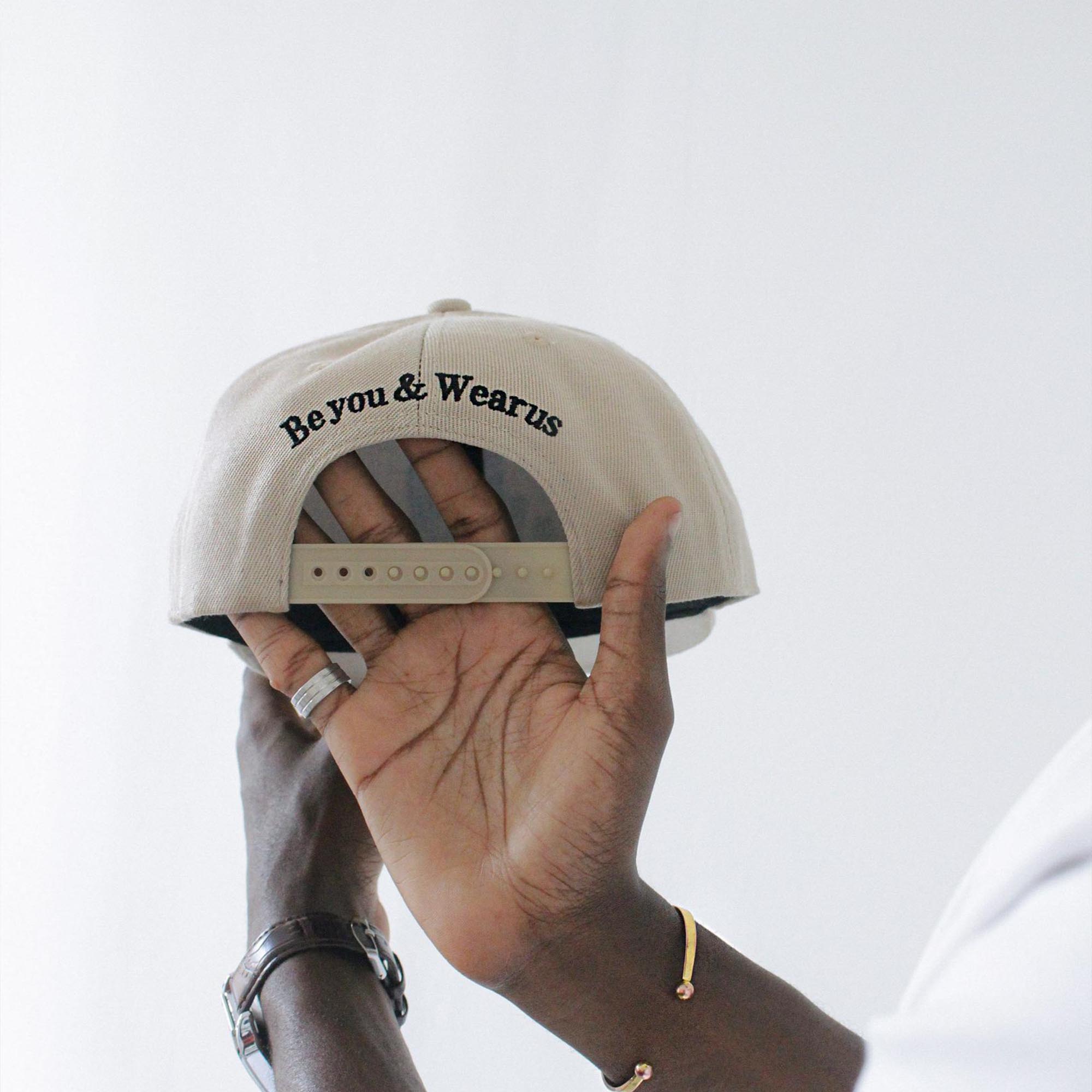 Casquette Be you and wear us